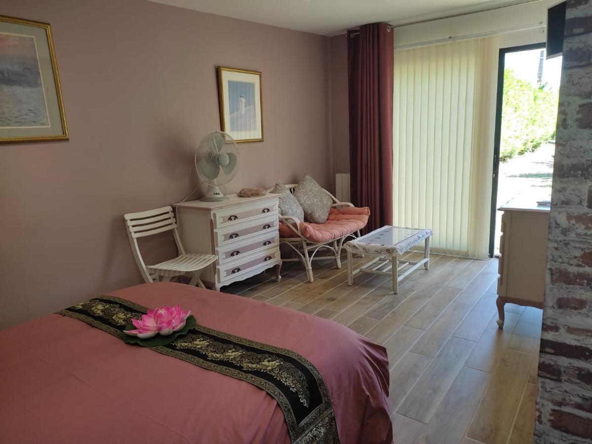 Chez Chon Et Jean-Marie Hermanville-sur-Mer Exterior foto